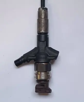 Subaru Legacy Fuel injector 16613AA020 01K02601