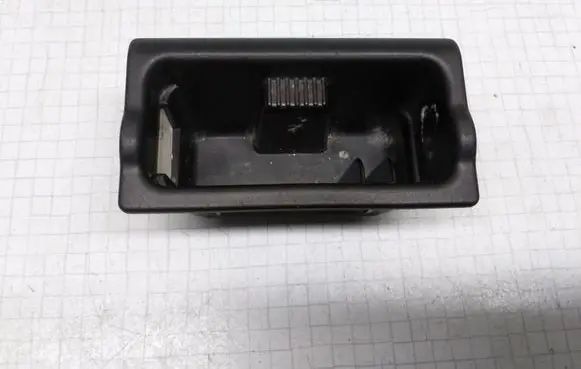 Opel Vectra C Ashtray (front) 24443186 230635620