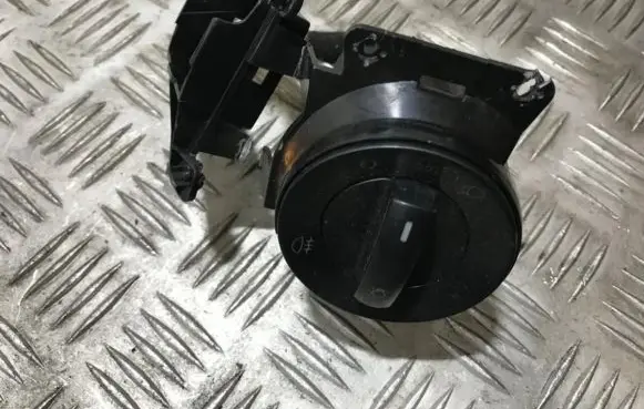 Volkswagen Polo Light switch 6q0941531b