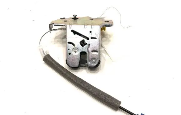 Skoda Superb B8 (3V) Tailgate exterior lock