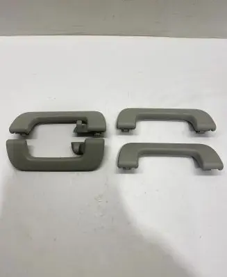Audi Q3 F3 A set of handles for the ceiling 80A857608