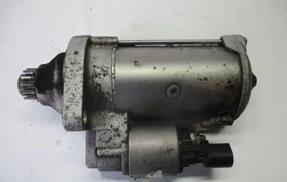 Skoda Fabia Mk3 (NJ) Starter motor 02Z911021K