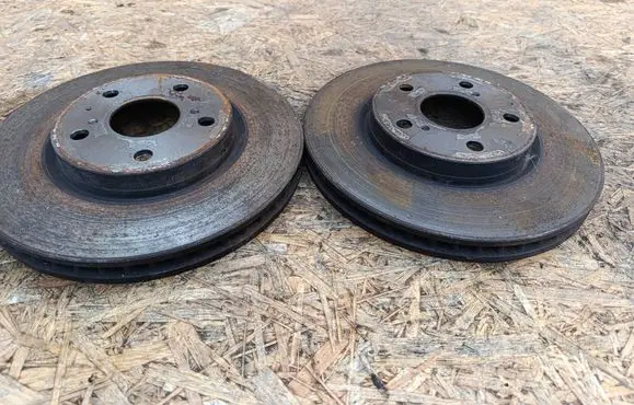 Lexus IS 220D-250-350 Front brake disc