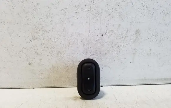 Opel Zafira A Electric window control switch 90561388