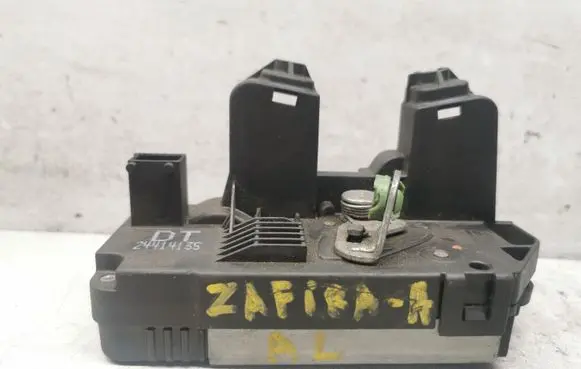 Opel Zafira A Rear door lock 24414135