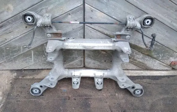BMW 5 F10 F11 Rear subframe 6798545 190687211
