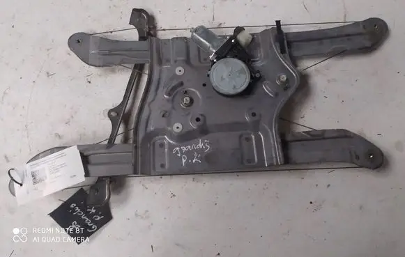 Mitsubishi Grandis Front door window regulator with motor MR989947 0520402220