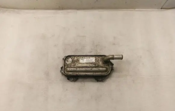 Engine oil radiator