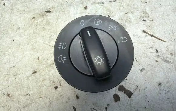 Volkswagen PASSAT B6 Light switch 1K0941431A