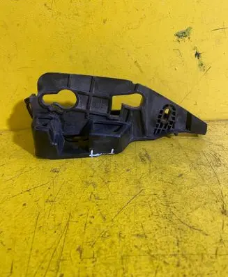 Peugeot 308 Front bumper mounting bracket 9680406580