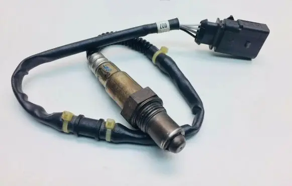 Volkswagen Golf V Lambda probe sensor 036906262P