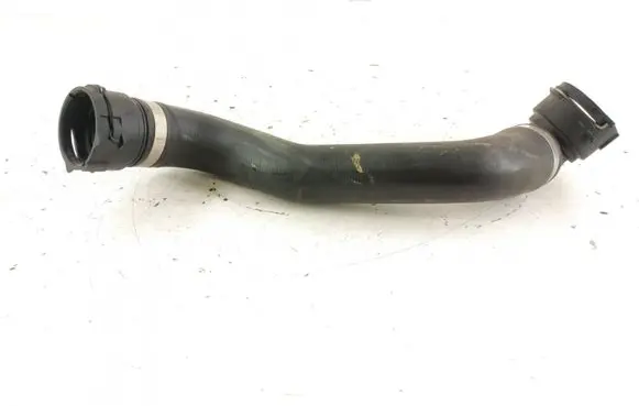 Mercedes-Benz C W205 Engine coolant pipe/hose 2055013182 A2055013182