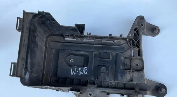 Battery tray
