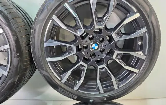 BMW X5 G05 R21 alloy rim 
