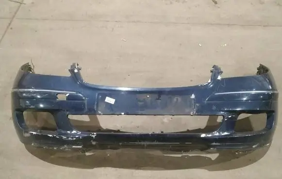 Mercedes-Benz A W169 Front bumper melynas