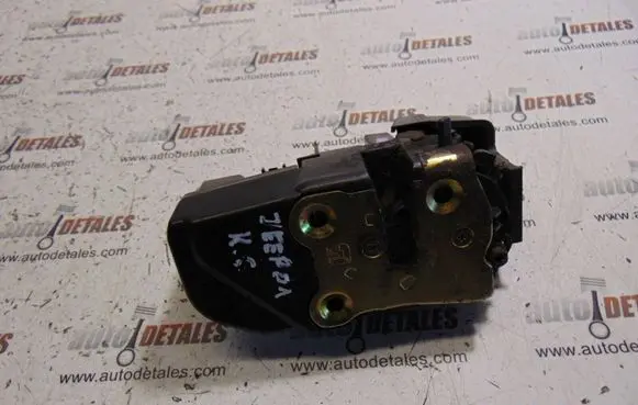 Jeep Grand Cherokee (WJ) Rear door lock