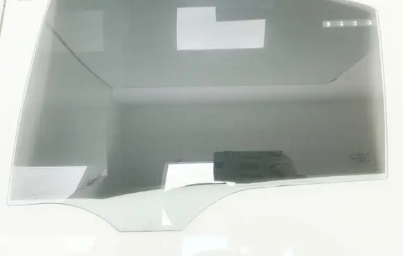 Peugeot 607 Rear side window