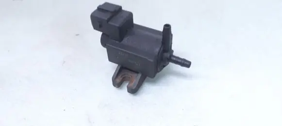 Opel Meriva A Vacuum valve 72244800