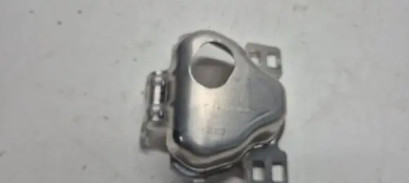 Mercedes-Benz E W213 Front bumper mounting bracket A2136260000