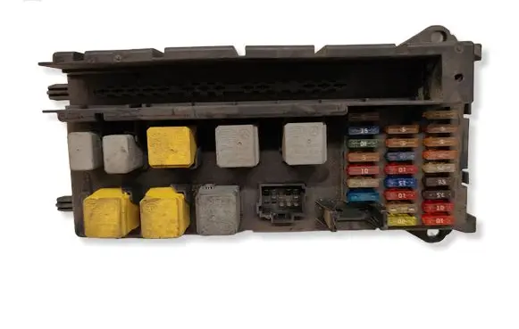 Mercedes-Benz Sprinter W906 Fuse module A9065450401