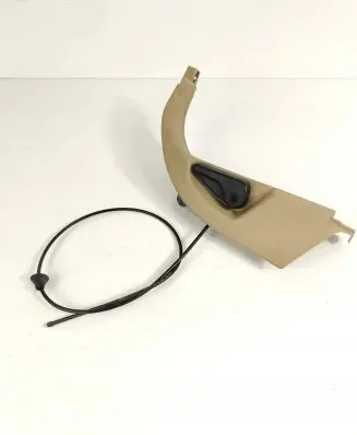 Engine bonnet (hood) release handle