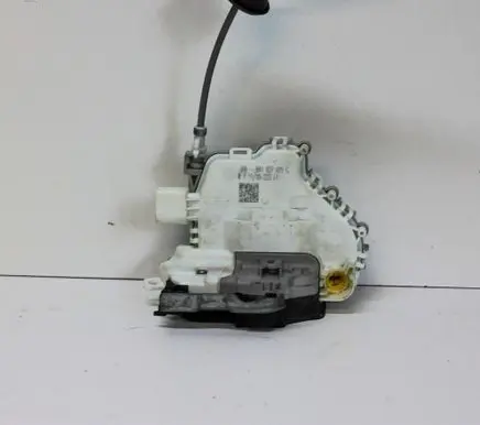 Audi Q5 SQ5 Coupe door lock (next to the handle) 8X1837015C