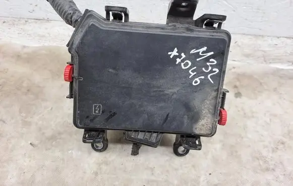 Ford Puma Fuse box set