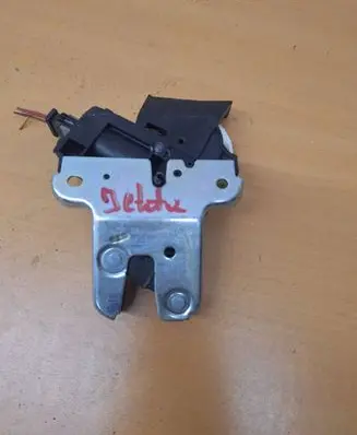 Volkswagen Jetta V Tailgate/trunk/boot lock/catch/latch 4F5827505D