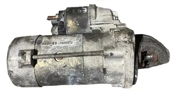 BMW 5 E60 E61 Starter motor 7788680