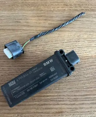 BMW 1 E82 E88 Tire pressure control unit 6795846