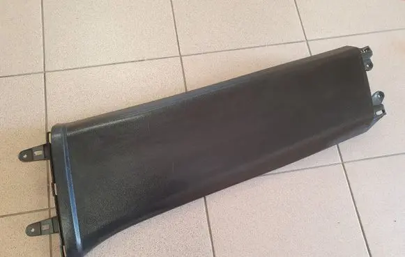 (B) pillar trim (bottom)