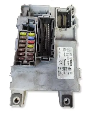 Fiat Doblo Fuse module 00519217600 28340960 116RI000674