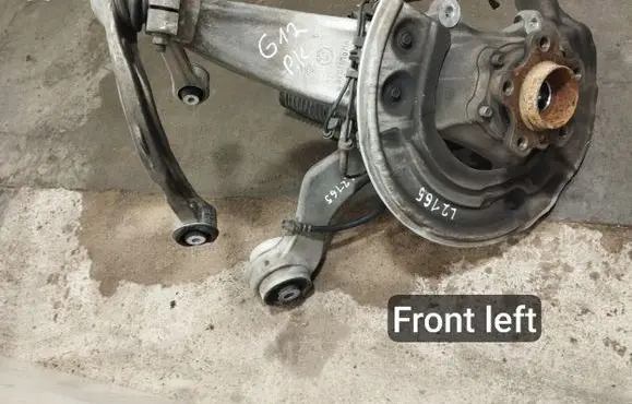 BMW 7 G11 G12 Front wheel hub spindle knuckle