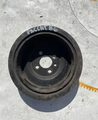 Volkswagen PASSAT B6 Crankshaft pulley 03G105243
