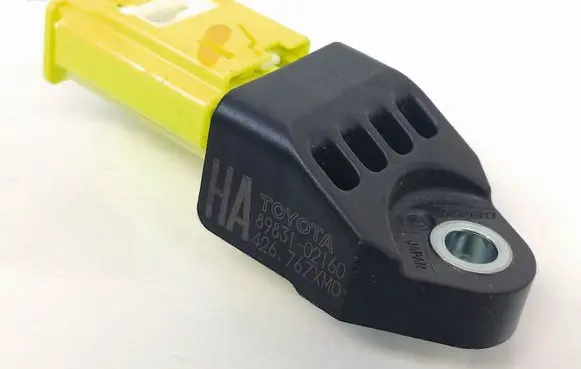 Toyota Auris E180 Airbag deployment crash/impact sensor 8983102160