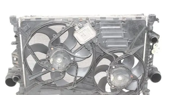 Land Rover Freelander 2 - LR2 Radiator set 6G918C607BD