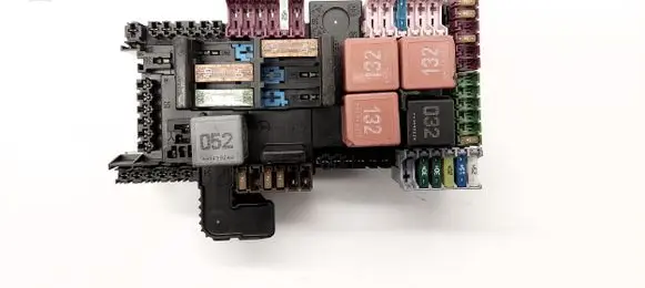 Mercedes-Benz C W205 Fuse module A2059068501