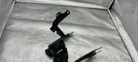 Chrysler Voyager Other engine bay part 05082092AC