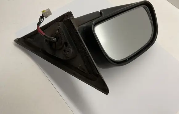 Front door electric wing mirror