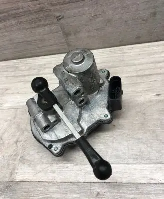 Audi Q7 4L Intake manifold valve actuator/motor 059129086L 1019809S07