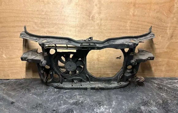 Volkswagen PASSAT B5.5 Radiator support slam panel