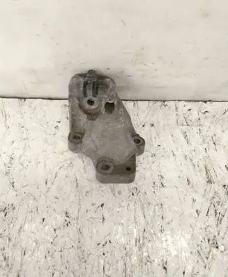 Volvo V70 Engine mounting bracket 86341232