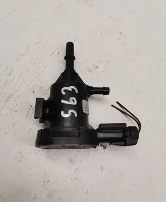 Mercedes-Benz S AMG W222 Vacuum valve A2224700193