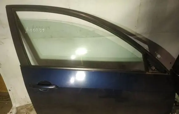 Nissan Primera Front door melynos