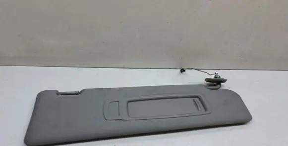 Sun visor