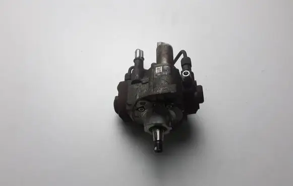 Opel Mokka Fuel injection high pressure pump 55586499