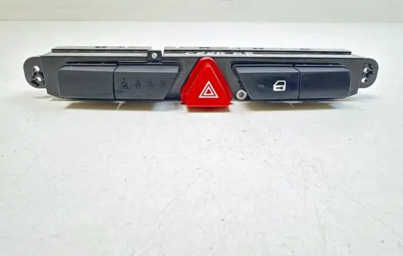 KIA Ceed Hazard light switch 937001H910 202006754