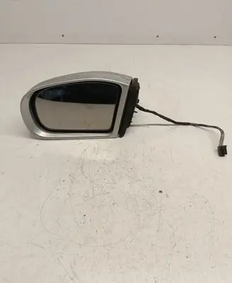 Mercedes-Benz C W203 Front door electric wing mirror 413133417
