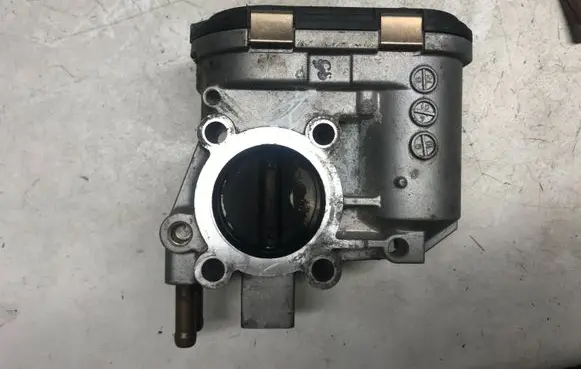 Opel Agila A Throttle valve 9157512 0280750044 18530