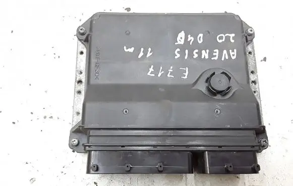 Toyota Avensis T270 Engine control unit/module 8966105d22